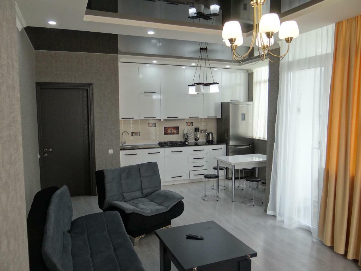 Apartment Abuseridze 5A Batoumi Extérieur photo